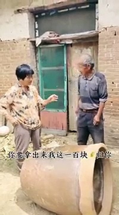 Get_100_yuan_for_not_moving_the_water_tankBest_Funny_Videos_Chinese_Funny_clipsdaily_Part_66(240p)