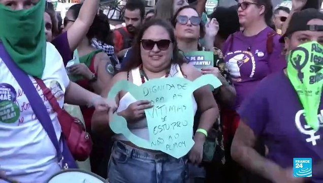 Brasileñas indignadas marcharon contra la criminalización del aborto