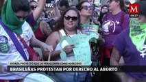 Mujeres protestan en Brasil por ley que penaliza el aborto como homicidio