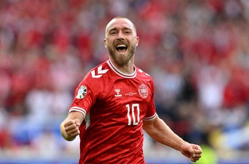 كريستيان إريكسن يفتتح التسجيل للمنتخب الدنماركي