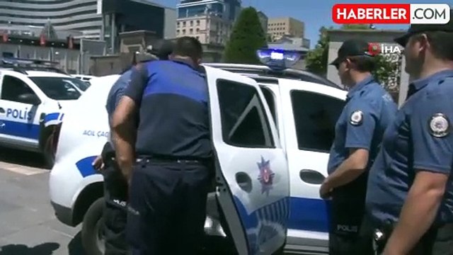 Atatürk Anıtı'na baltayla saldırı! Provokatörlerden Neden sorusuna Sadece Allah rızası için yanıtı