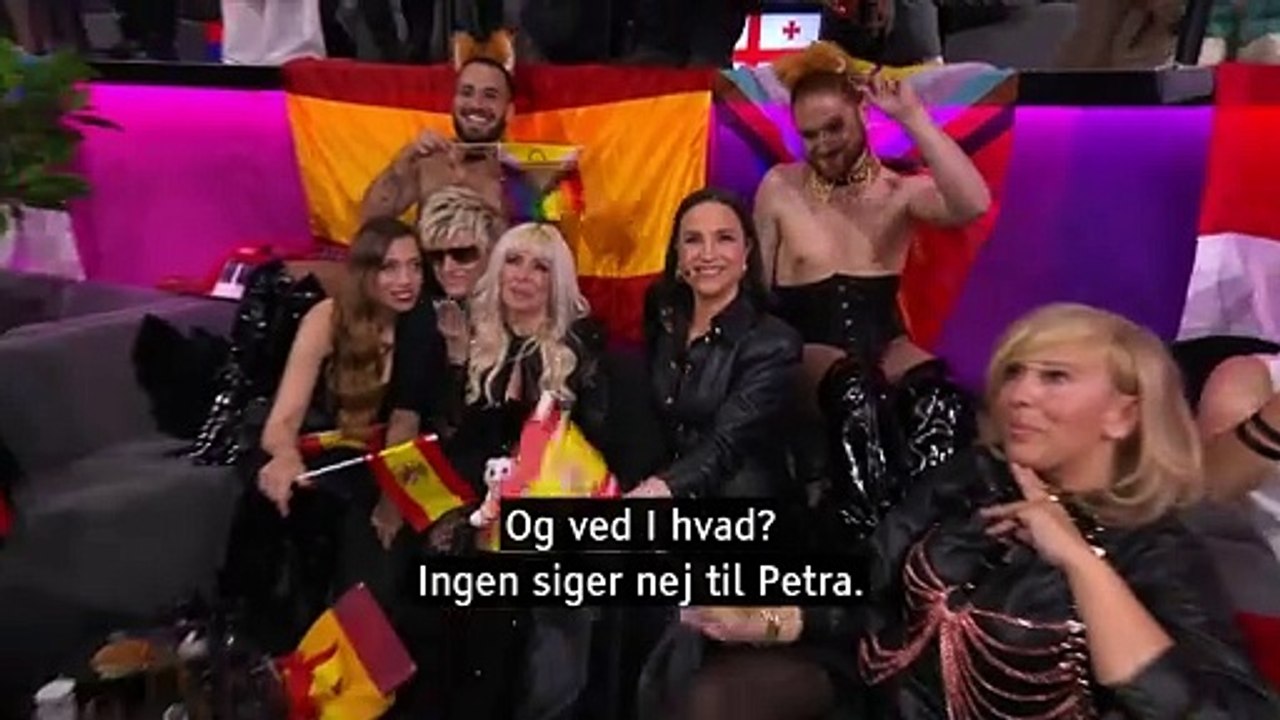 Petra Mede fortæller om postkort og postkort med Petra Mede | Eurovision Song Contest 2024 | DRTV