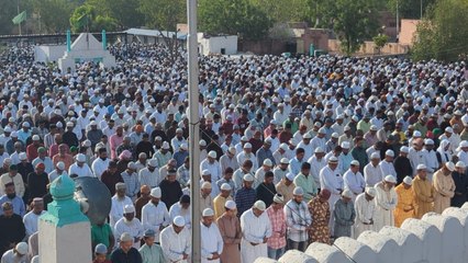 गले मिलकर मनाई गई बकरीद, बधाइयां देने की लगी होड़