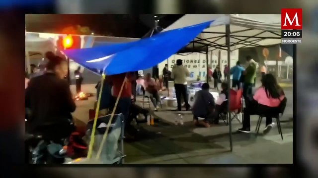 Plantón de policías en Morelia cumple cinco días, exigen reseñas y pago de bonos