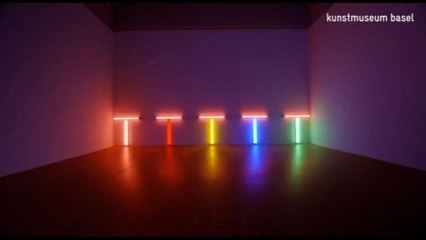 Dan Flavin a Basilea, la poesia dei tubi al neon colorati