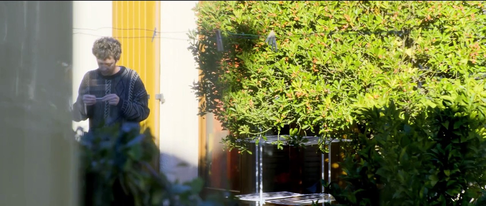 Les Gens d’à côté Bande-annonce VF