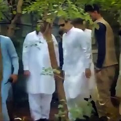 #EidMubarak  عوامی لیڈر کی عوام کے درمیان گزاری گئی گزشتہ عید کے مناظر: