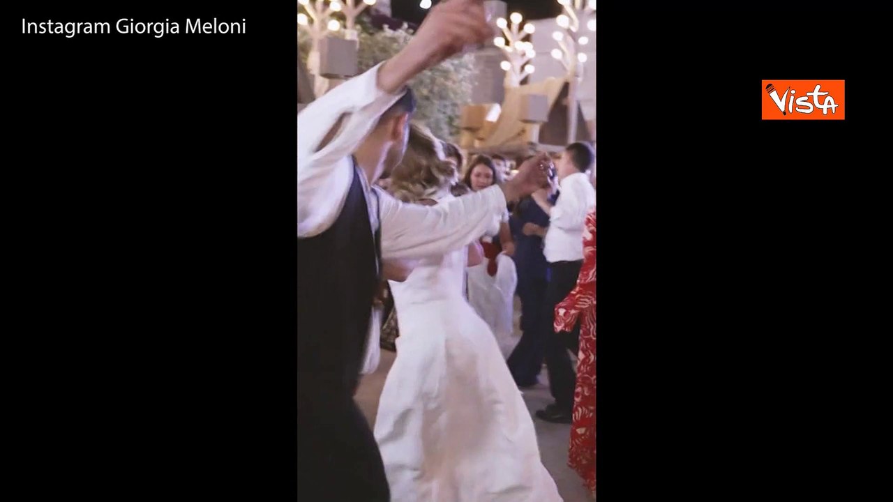 G7, Meloni balla la pizzica l?ultima sera se vertice