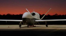 ビデオ: オーストラリアが初のMQ-4Cパトロールドローンを受領