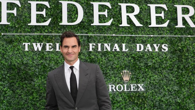 GALA VIDEO - “Tout ce qu’elle a enduré avec moi…” : Roger Federer ne tarit pas d’éloges sur sa femme Mirka