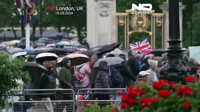 استعراض جوي في سماء لندن احتفالاً بعيد ميلاد الملك تشارلز الثالث