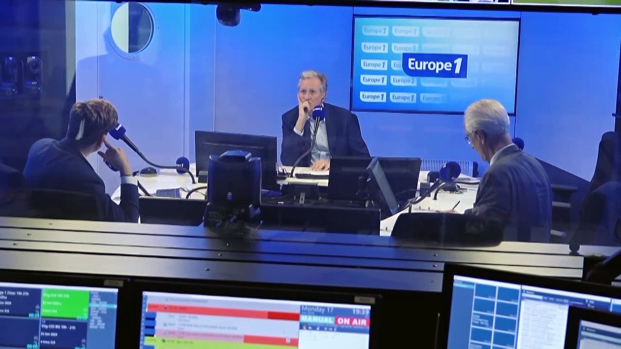 La candidature de François Hollande sous la bannière du Front populaire est-elle une «erreur» comme l'affirme Manuel Valls ?