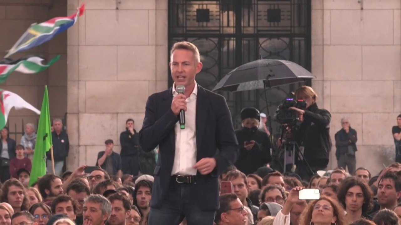 Meeting du Nouveau Front Populaire à Montreuil: "Nous avons face à nous des imposteurs de la question sociale", déclare Ian Brossat, porte-parole du PCF