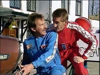 ChuckleVision 3x10 Car Carnage-480p
