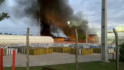 Explosão em caldeira mobiliza Corpo de Bombeiros até empresa em Araucária - vídeo 2