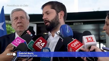 Boric exige que Argentina remova painéis solares de base militar na fronteira