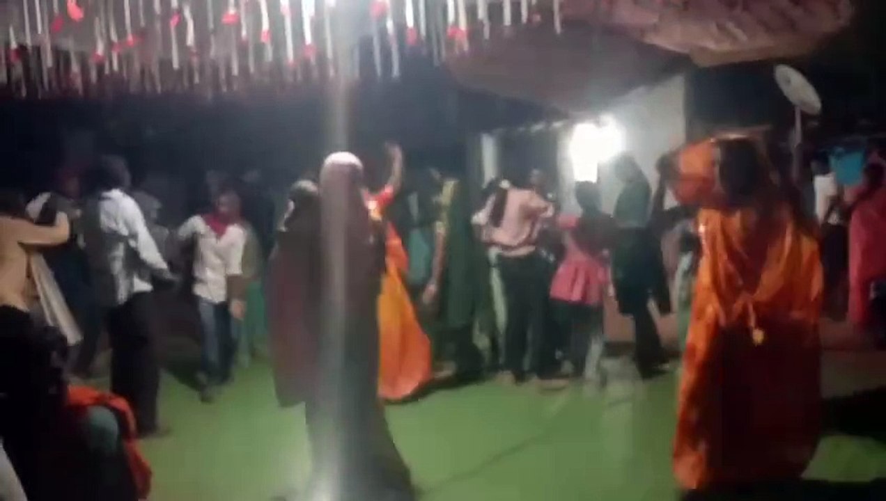 Cg song dance public