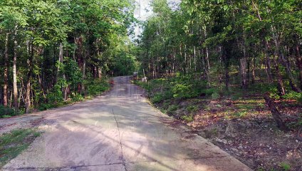 Download Video: Das Dorf am Ende des Universum   #thailand #auswandern #berge #abenteuer #entdecken #bergdorf #thai