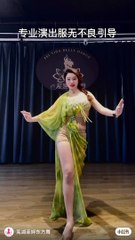 Stunning Woman's Mesmerizing Belly Dancing Skills Revealed!