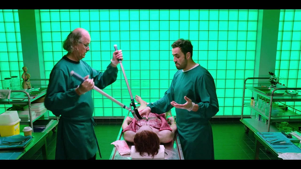 Les pistolets en plastique - Trailer