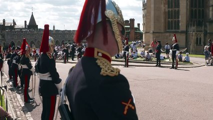 Royal Guard stumbles at Order of the Garter in Windsor