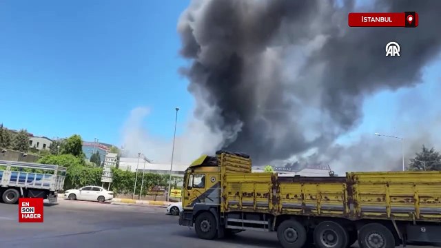 İstanbul Tuzla Deri Organize Sanayi Bölgesi'nde fabrika yangını
