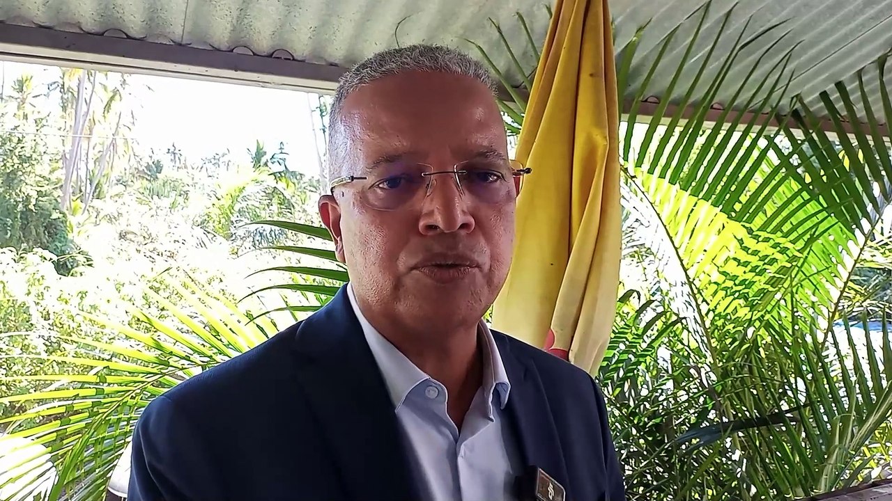 Le chef de la droite c'est bien Michel Fontaine pour Cyrille Melchior