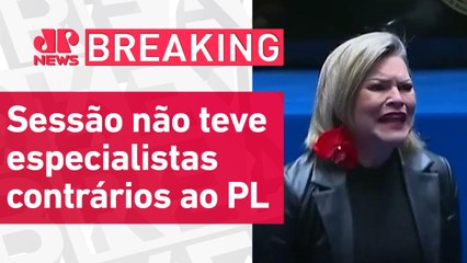 Debate sobre aborto no Senado tem encenação sobre feto | BREAKING NEWS