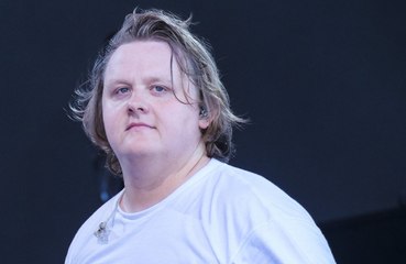 Lewis Capaldi: Er ist zurück ins Aufnahmestudio