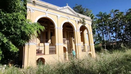 IMPONENTE CASARÃO ABANDONADO, O MAIS IMPRESSIONANTE QUE JÁ ENCONTREI, PARECIA UM PALÁCIO