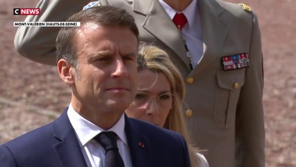 Emmanuel Macron commémore l’Appel du 18 juin au Mont Valérien