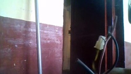 How to run 12volt fan with pc power supply