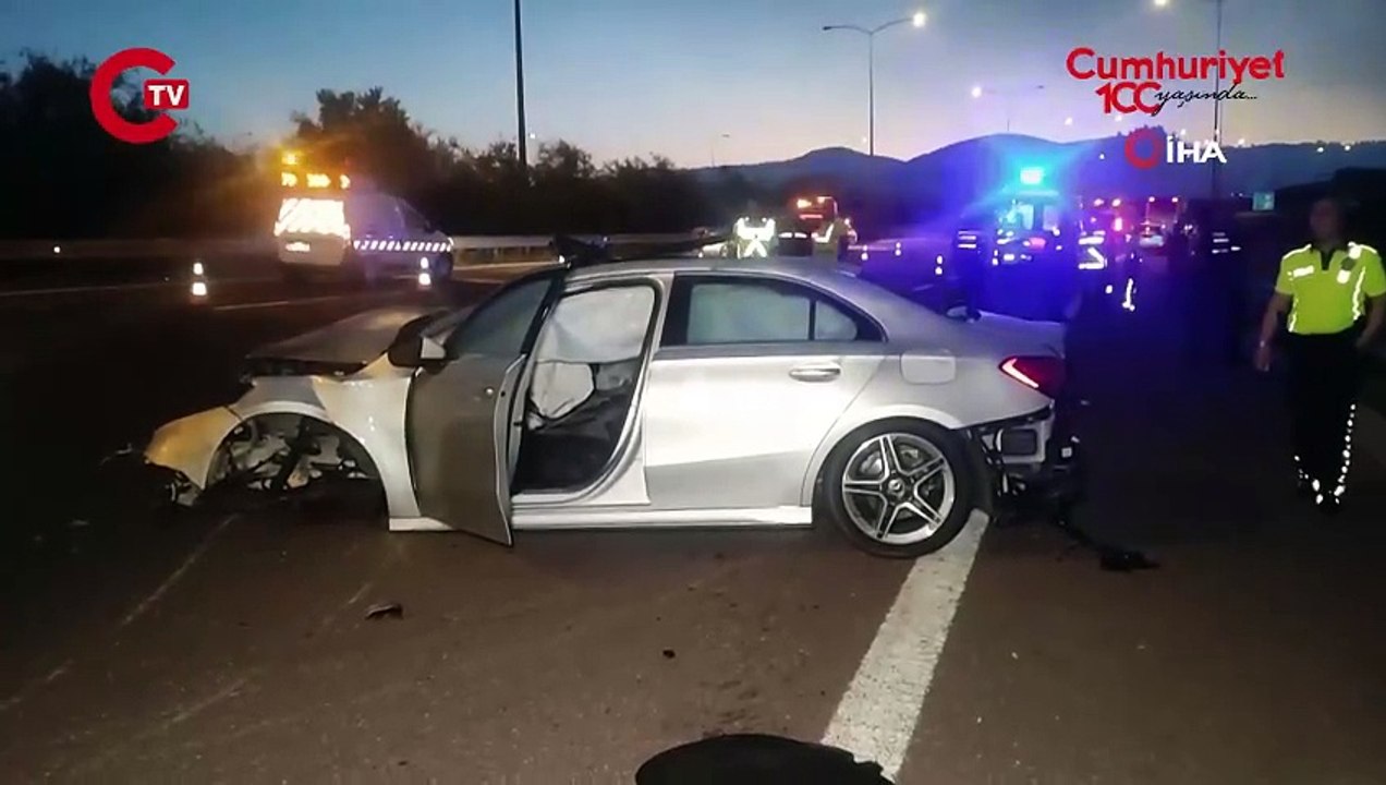 Bursa’da katliam gibi kaza… İki otomobil birbirine girdi: 2 ölü, 3’ü ağır 6 yaralı