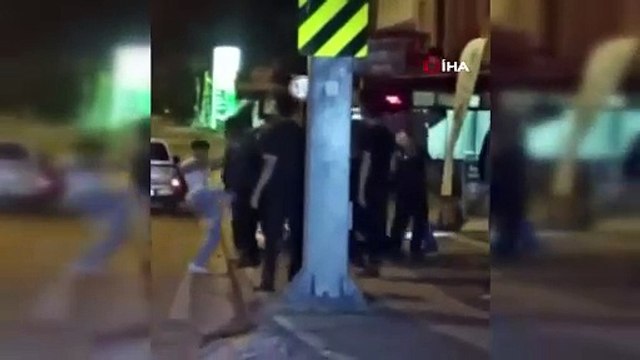 Gruplar arası kavgada sokak ringe döndü