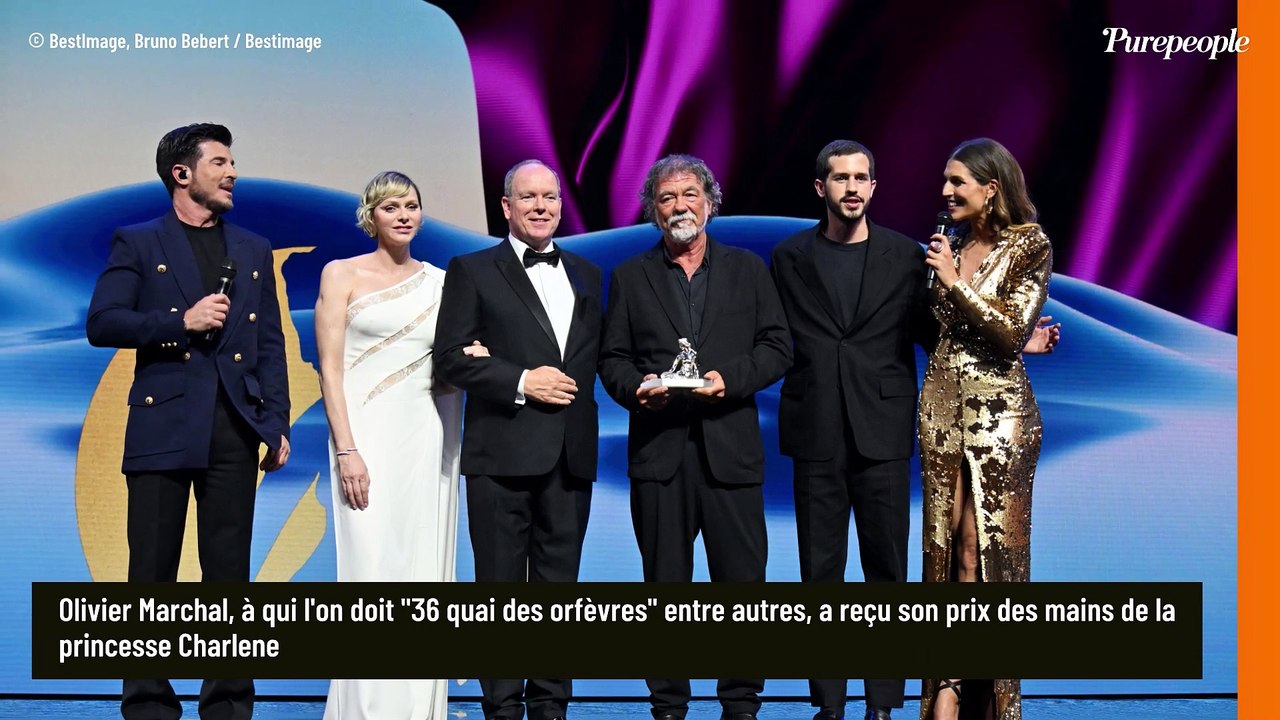 PHOTOS Charlene de Monaco en nymphe drapée de blanc et de dentelle : sa tenue asymétrique Elie Saab est à couper le souffle