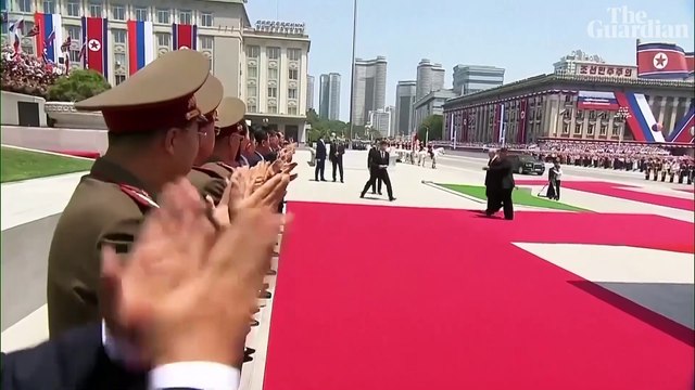 Kim Jong-un welcomes Vladimir Putin at official ceremony in Pyongyang