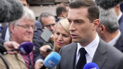 Jordan Bardella affiche (tardivement) son soutien à l'Ukraine au salon de la Défense Eurosatory