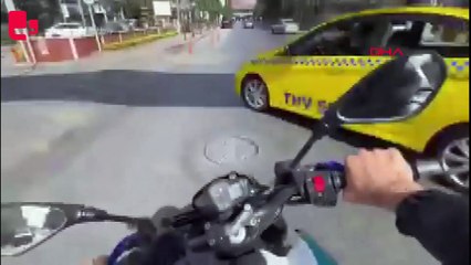 Motosiklet kazası kask kamerasında