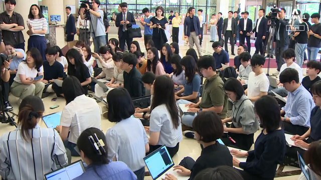 이복현 “본점 책임 물을 것”…우리은행장 ‘100억 횡령’ 사과