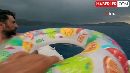 Küçük kız şişme oyuncakla Salda Gölü'nün ortasında mahsur kaldı