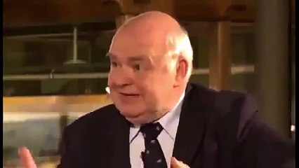 Dawkins mantık bombardımanına tutuyor