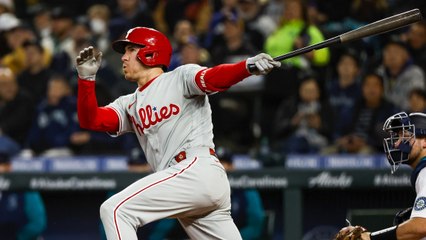 Phillies Clinch 4-3 Victory Over Padres with Walk-off Double