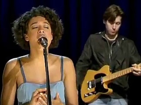 Corinne Bailey Rae - Enchantment (Live Acoustic)