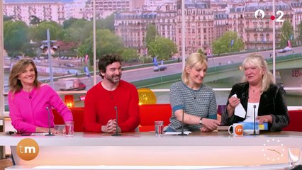 Charlotte de Turckheim émue dans "Télématin"