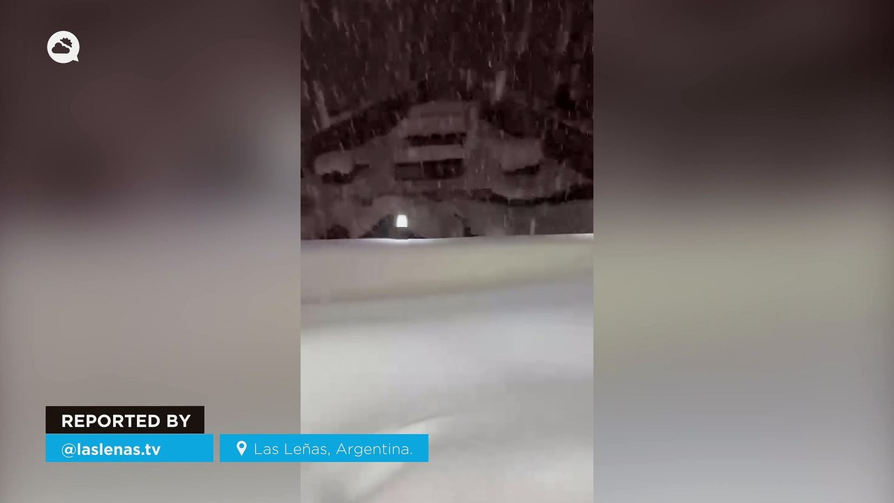 Heavy snowfall blankets Las Leñas, Argentina