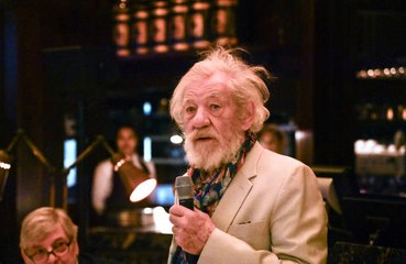 Ian McKellen Se Recuperará Totalmente Tras Caerse Del Escenario