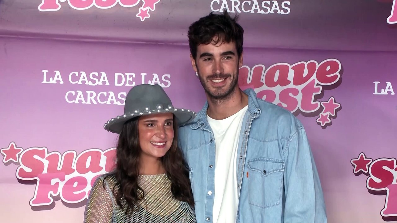 Marta Pombo muestra a sus mellizas y desvela a quiénes se parecen
