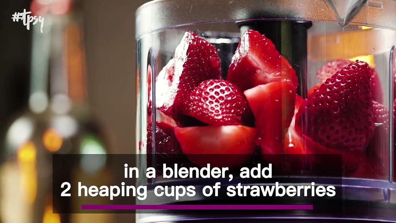 These Firecracker Slushies Will Rock Your 4th of July Party!