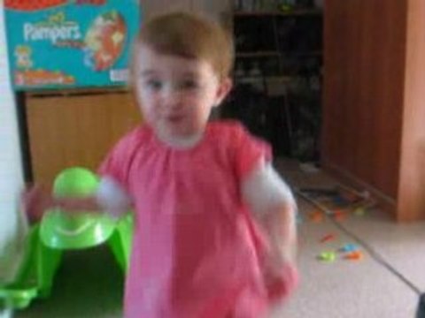 Maéline - 23 mois 4 jours