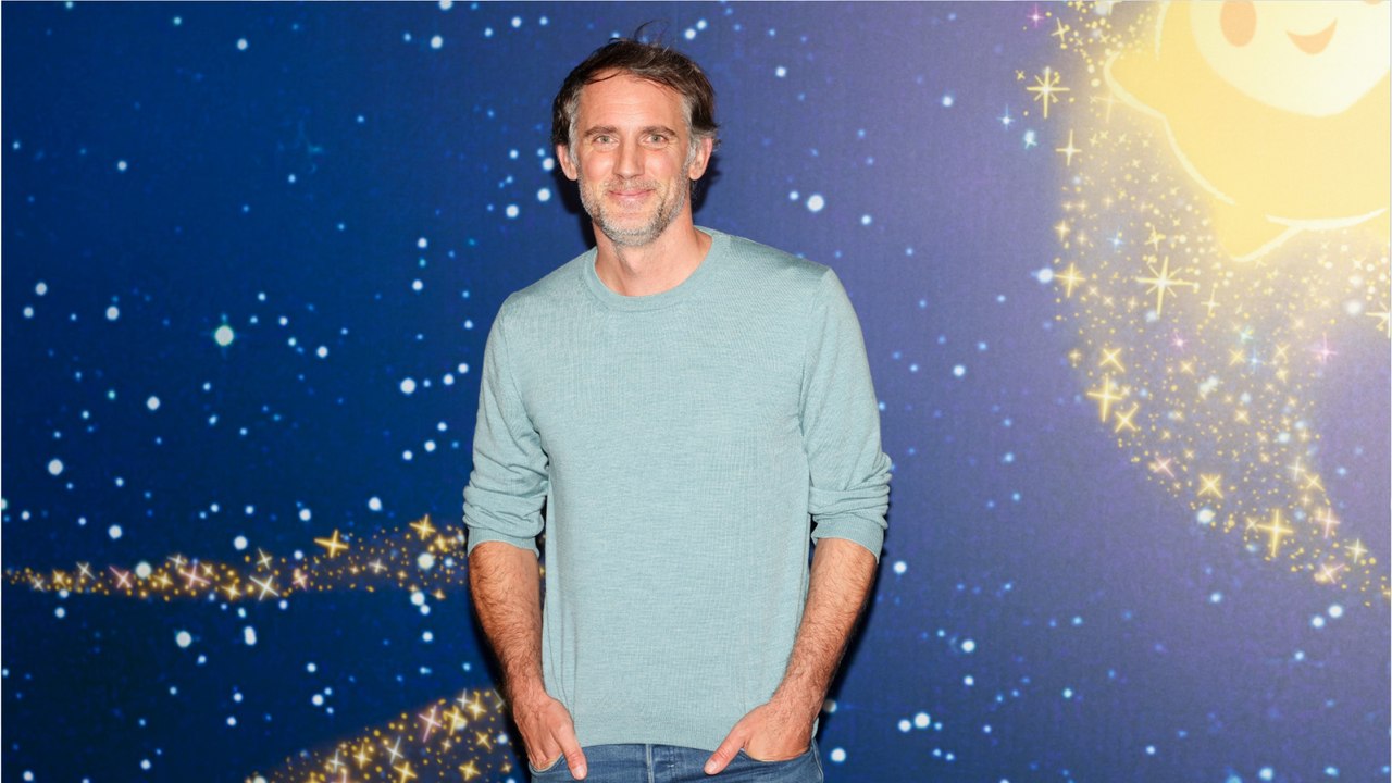 VOICI :  "C'est un déchirement" : Raphaël de Casabianca quitte la présentation de Rendez-vous en terre inconnue sur France 2